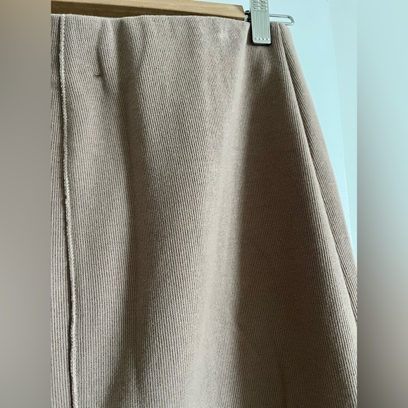 ZARA Soft Sweater & Skirt Matching Set - Picture 10 of 10